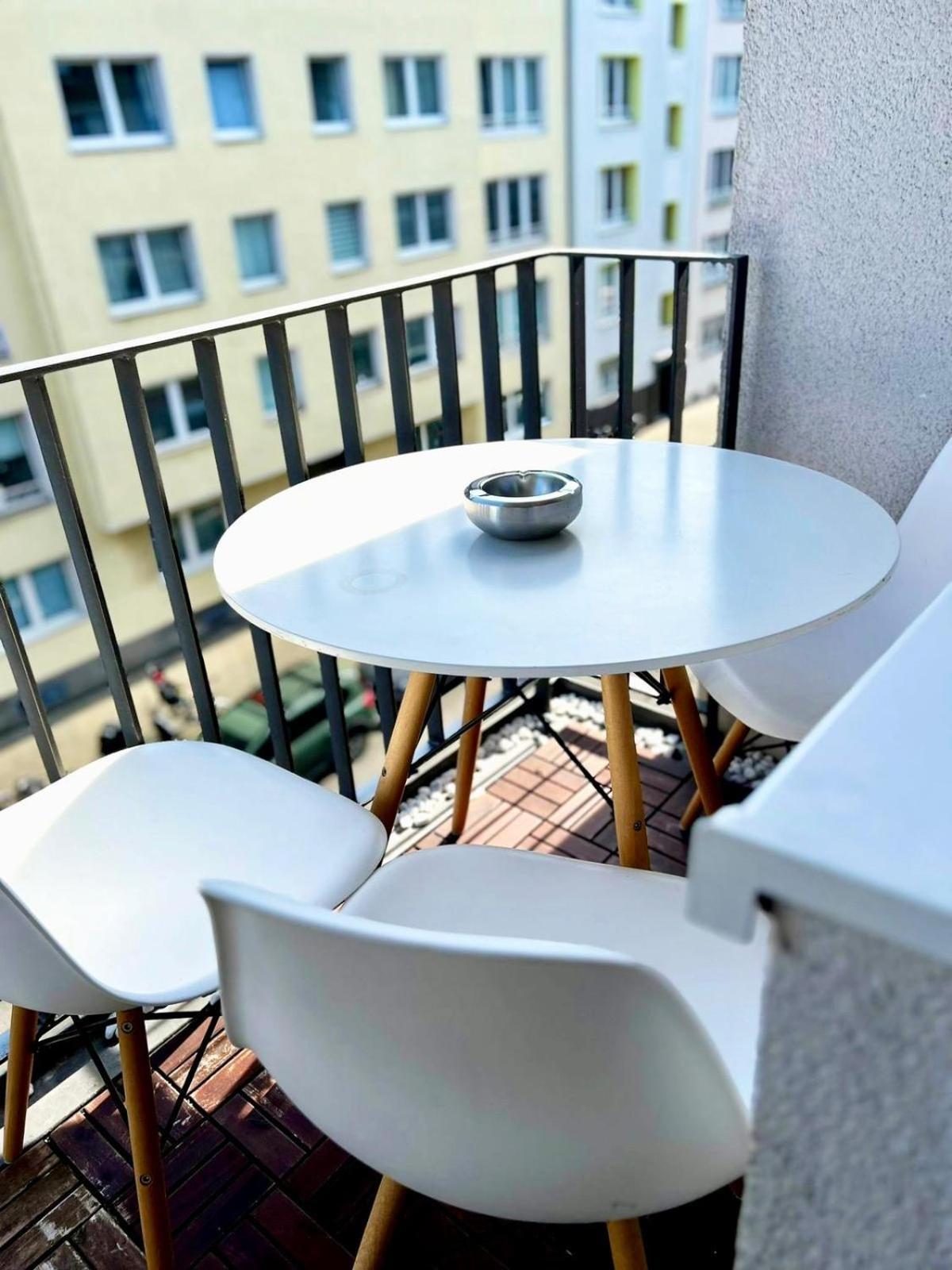 Apartment-City โคโลญ ภายนอก รูปภาพ